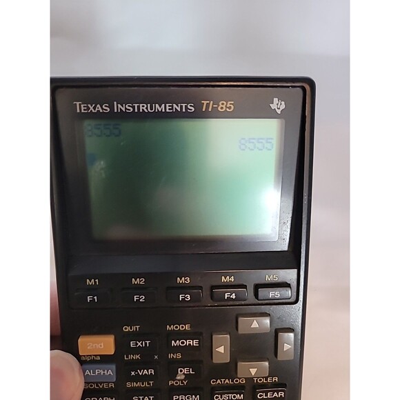 Texas Instruments 85 Graphing Calculator Works - Picture 2 of 13